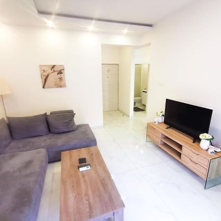 The White Pearl Apartment Larnaca Eksteriør billede