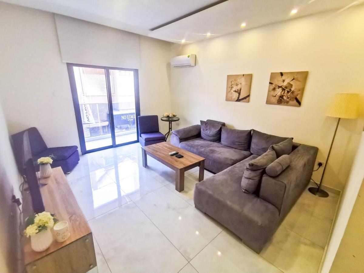 The White Pearl Apartment Larnaca Eksteriør billede